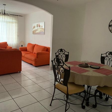 Room 4 rent San Salvador Extérieur photo